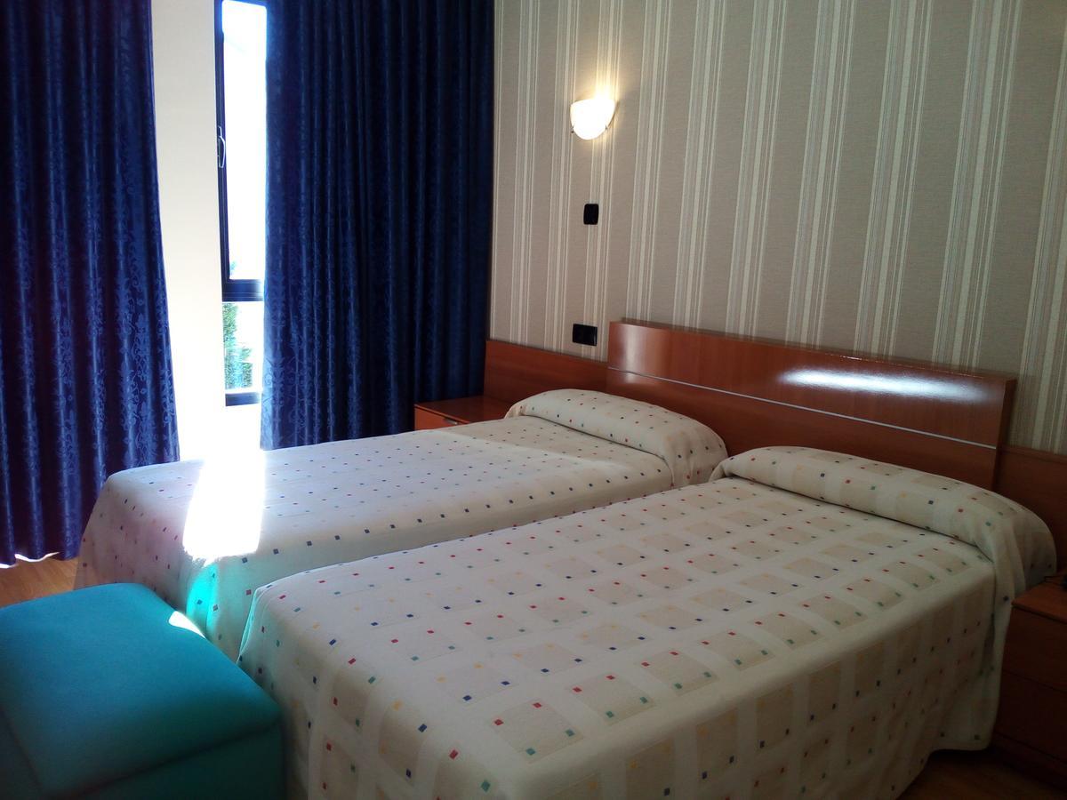 Motel Acropolis Camponaraya Exteriér fotografie